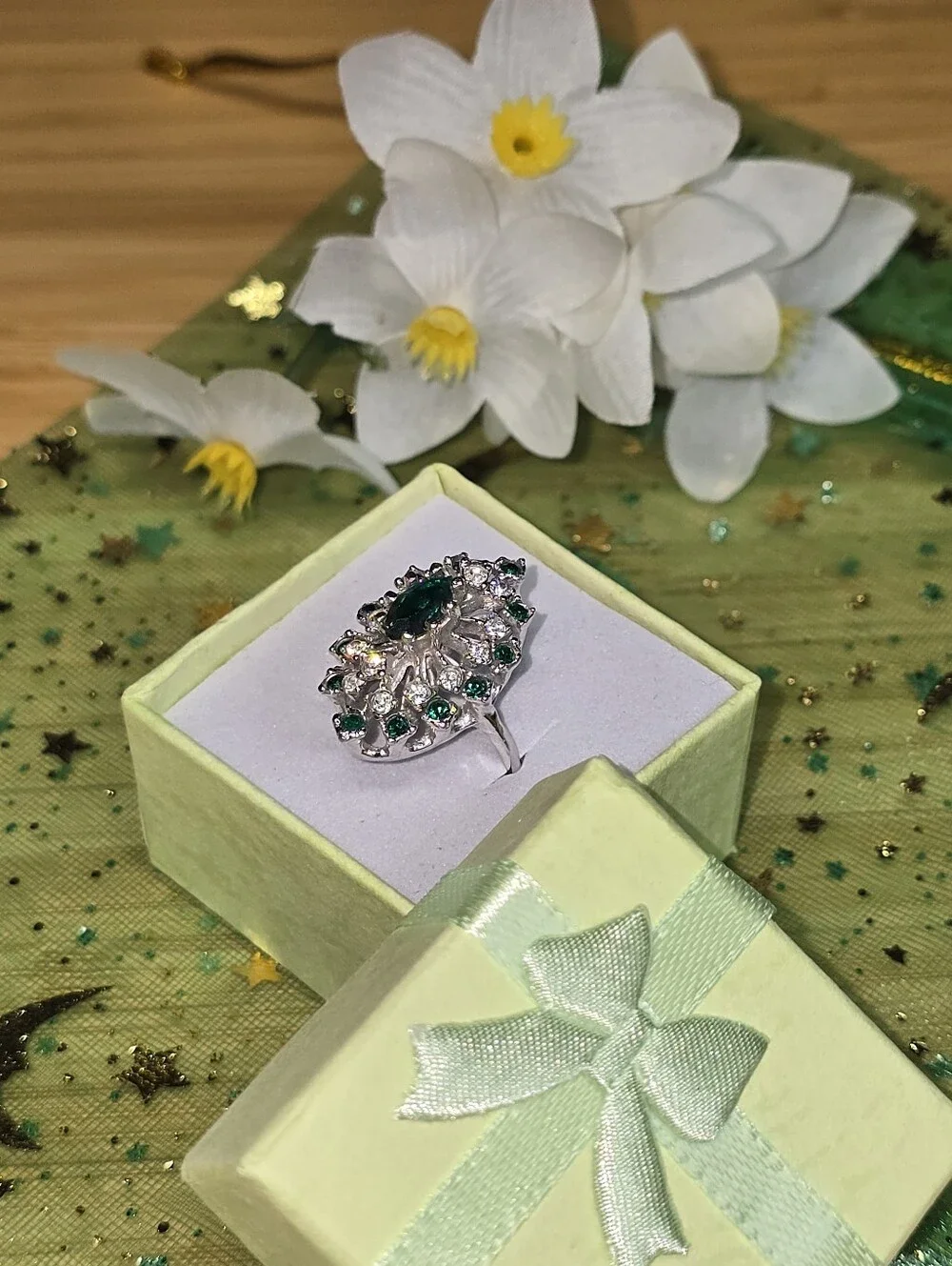 Emerald Green Tone Marquise Cluster Ring - Women Jewelry - Picture 10 of 12